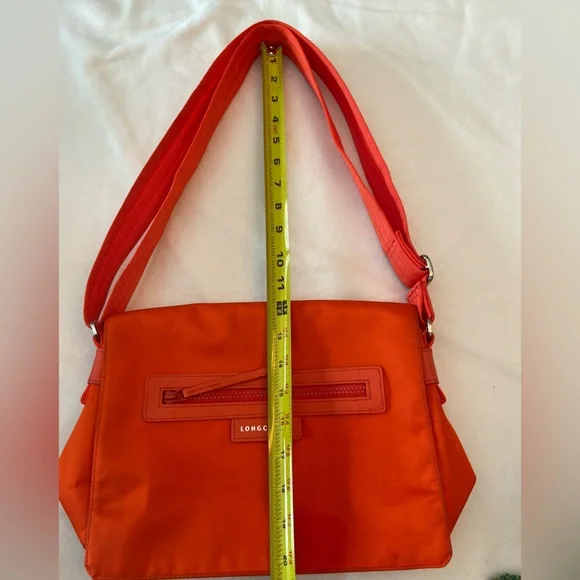 Longchamp Le Pliage Messenger Bag Crossbody Bag in Orange - Picture 13 of 13